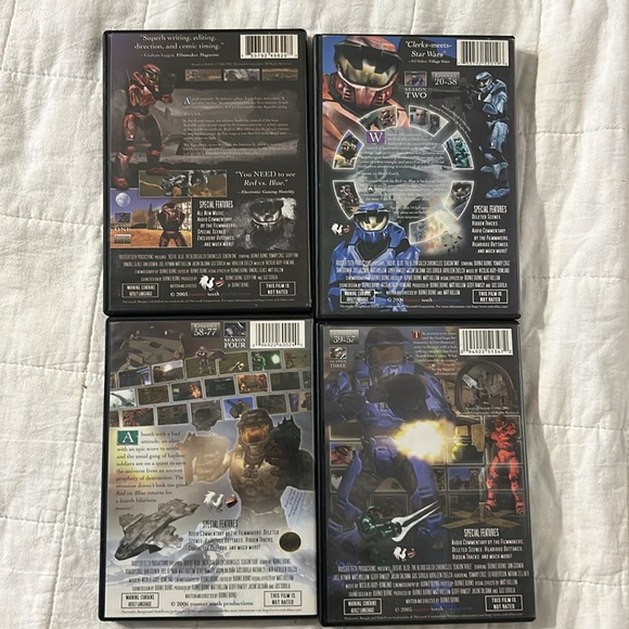 Red bs Blue seasons 1-4. 2-4 autographed. - Picture 5 of 6